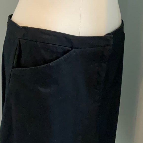 Black skirt. Size 12 - Picture 3 of 8